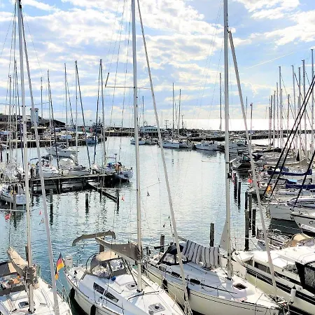 6 Person In Bagenkop-by Traum